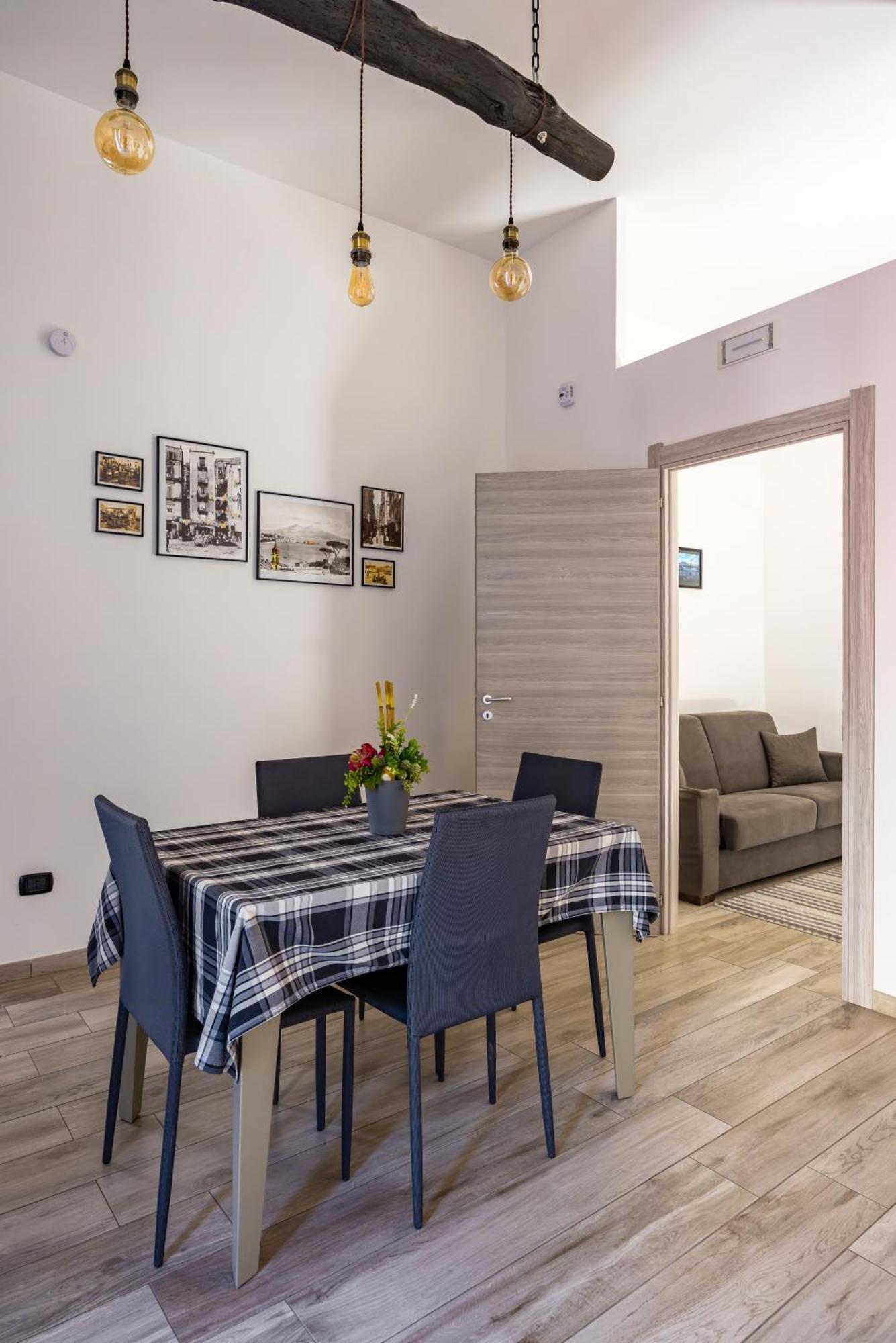 Palazzo Mormando - Modern Apartment Naples Extérieur photo