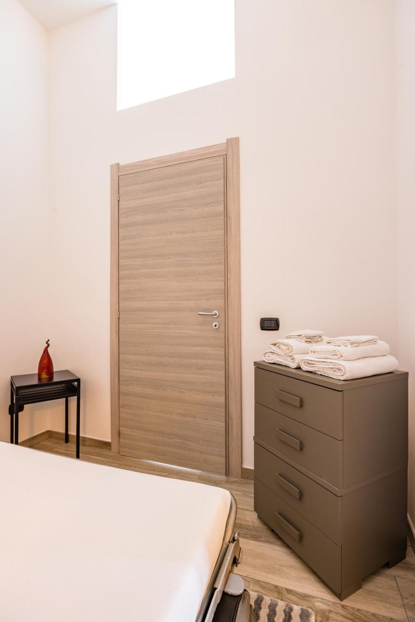 Palazzo Mormando - Modern Apartment Naples Extérieur photo